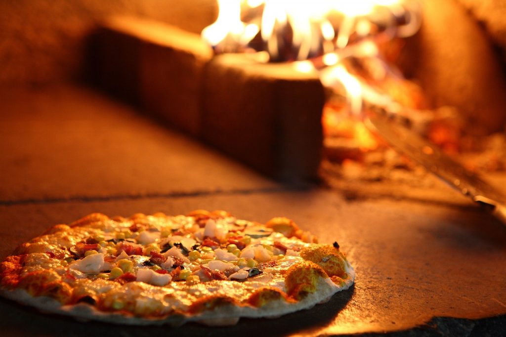 pizza, italian, cheese-4205701.jpg